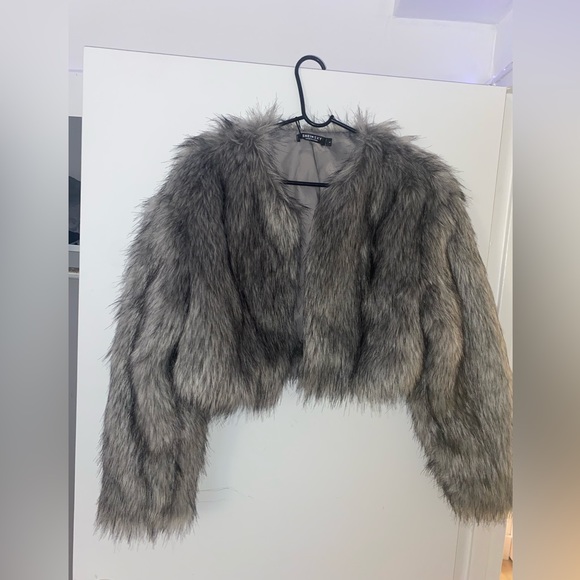 open front fuzzy coat - Picture 4 of 4